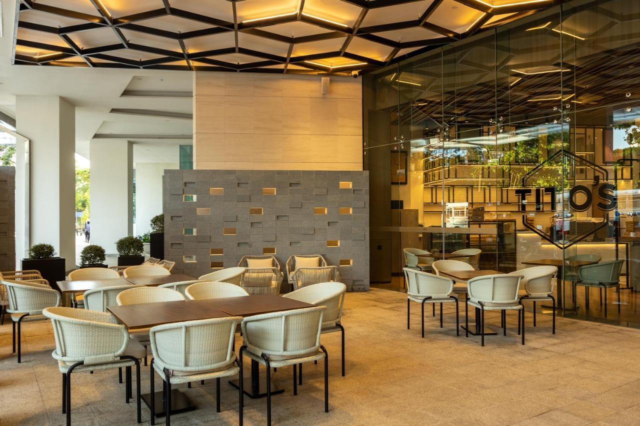 Courtyard By Marriott Colombo Hotel Buitenkant foto