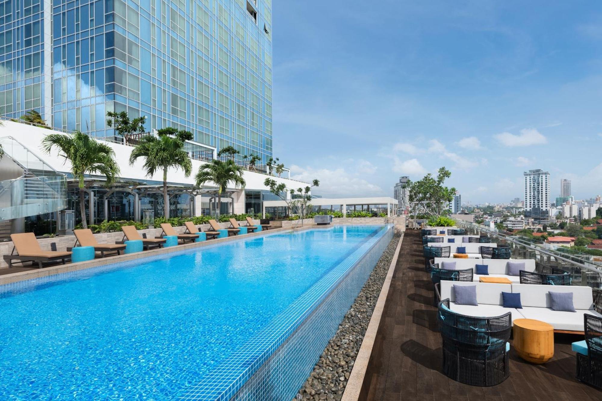 Courtyard By Marriott Colombo Hotel Buitenkant foto